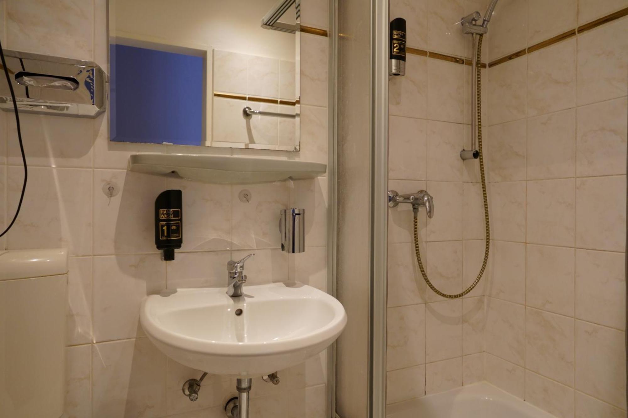 Hotel Pension Xantener Eck Βερολίνο Εξωτερικό φωτογραφία