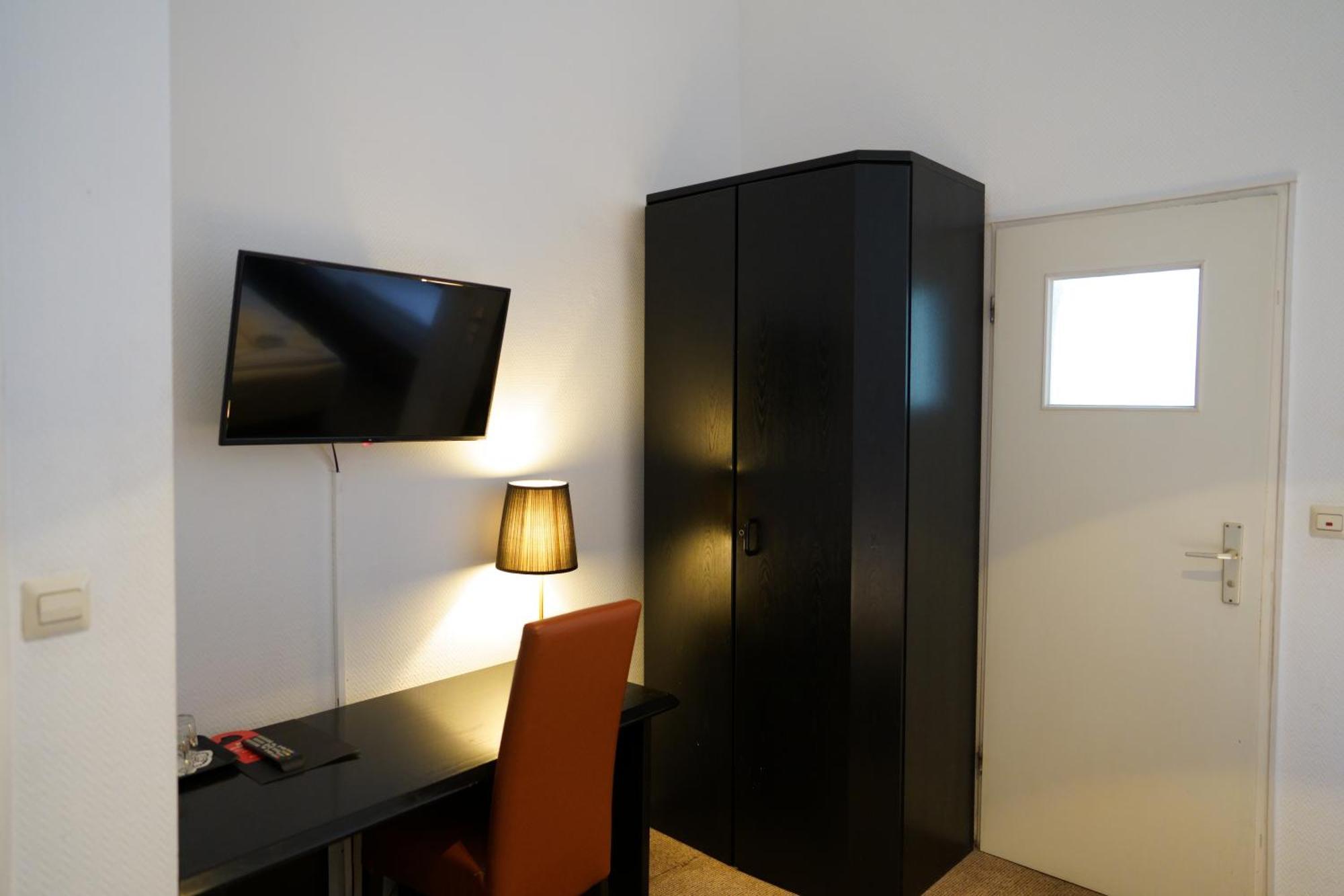 Hotel Pension Xantener Eck Βερολίνο Εξωτερικό φωτογραφία