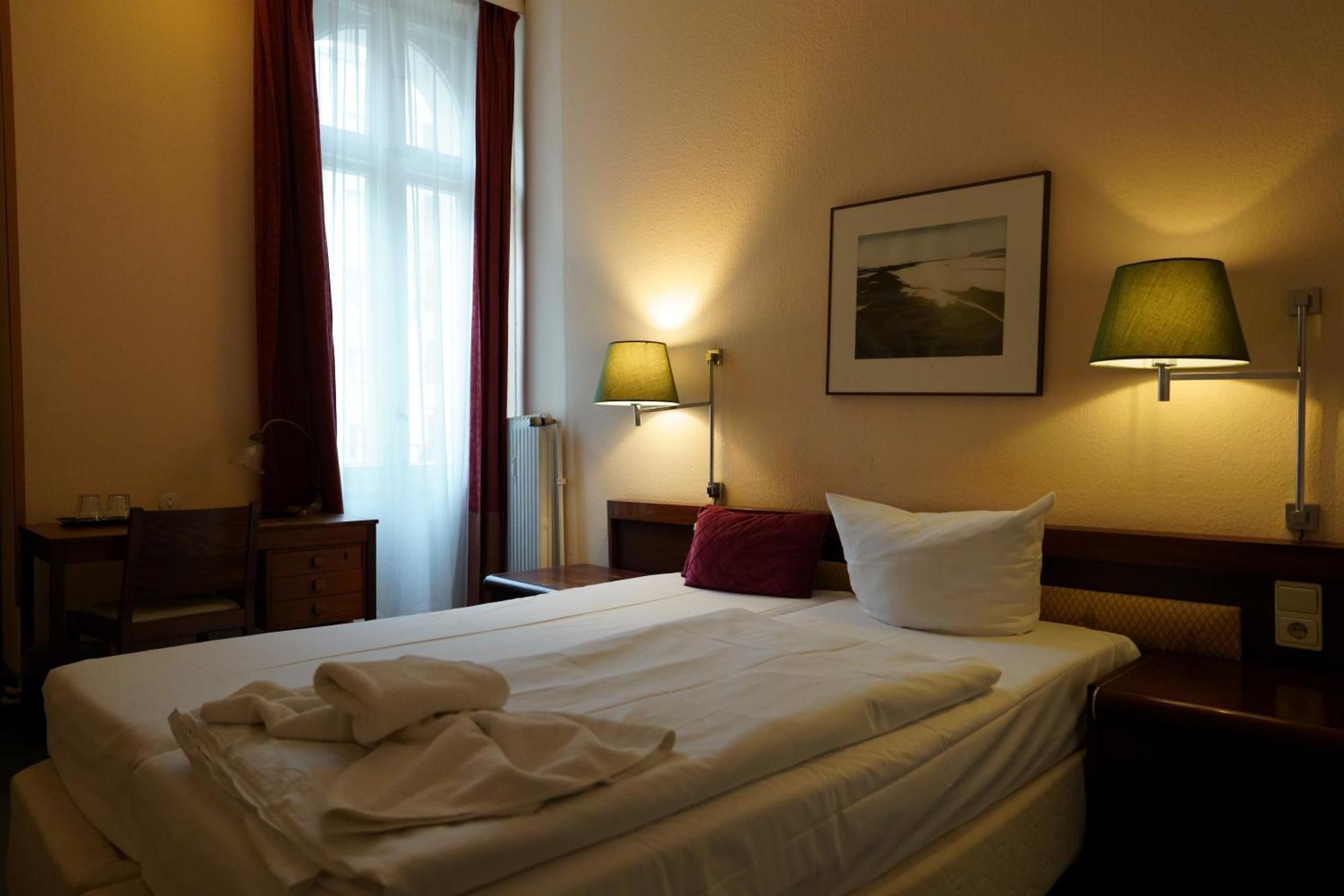 Hotel Pension Xantener Eck Βερολίνο Εξωτερικό φωτογραφία