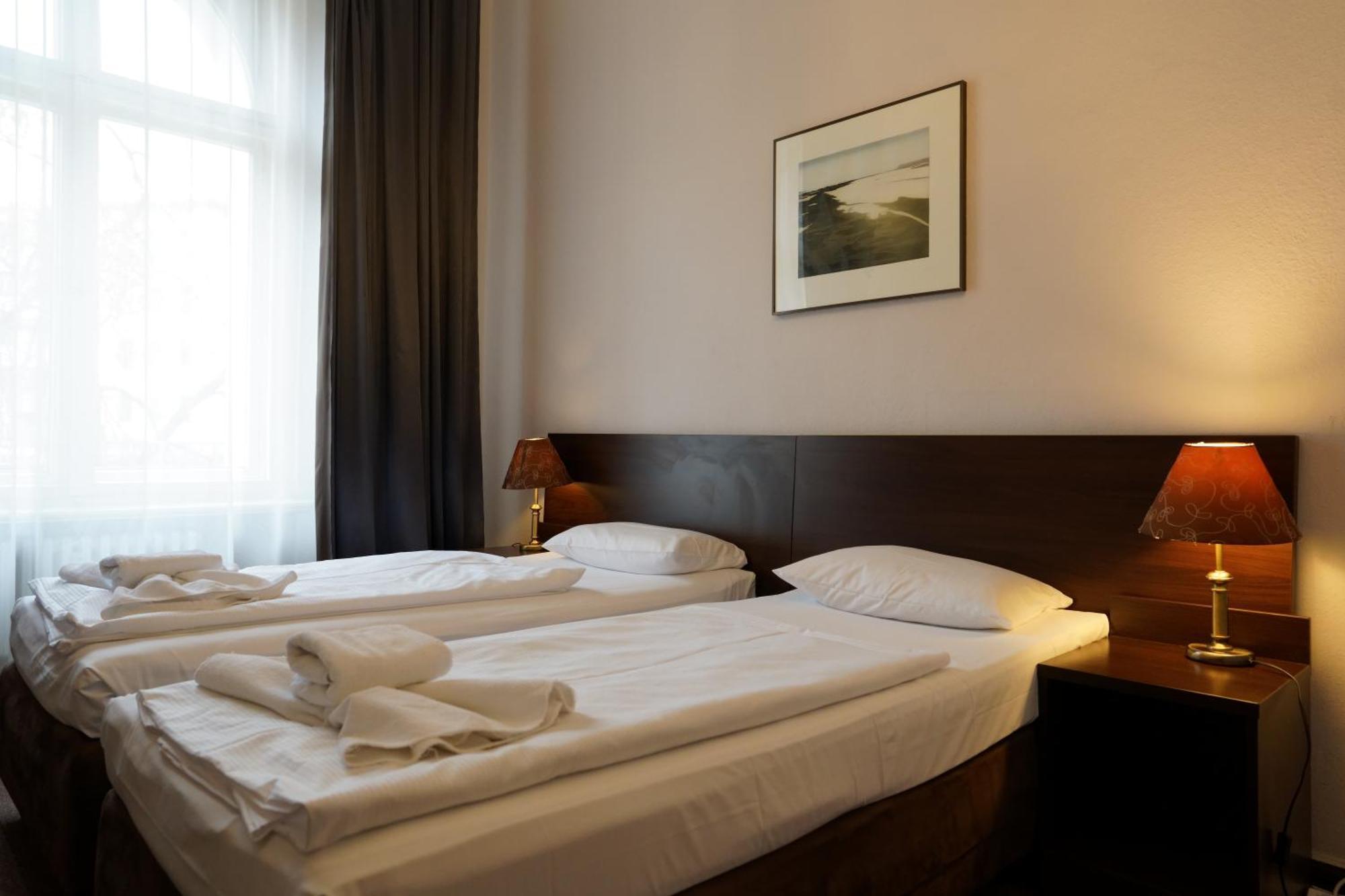 Hotel Pension Xantener Eck Βερολίνο Εξωτερικό φωτογραφία