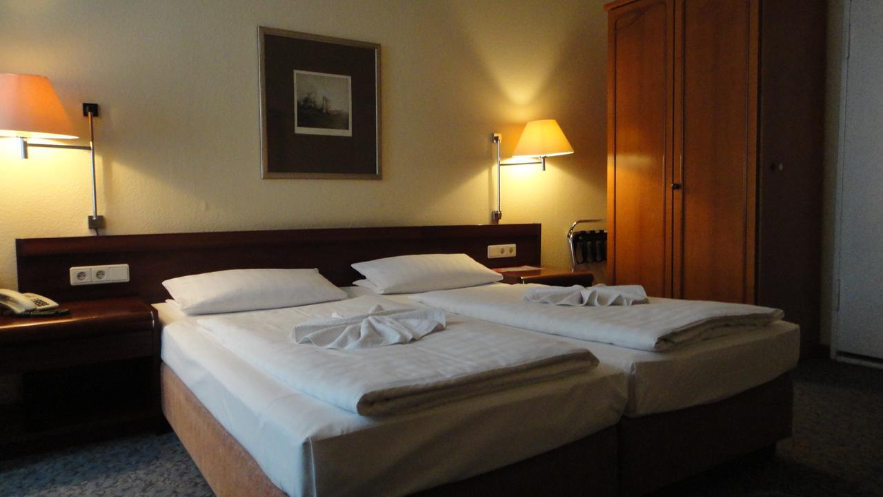 Hotel Pension Xantener Eck Βερολίνο Εξωτερικό φωτογραφία