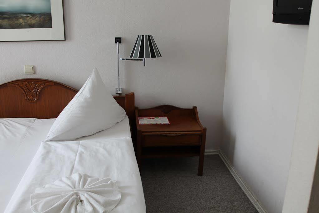 Hotel Pension Xantener Eck Βερολίνο Εξωτερικό φωτογραφία