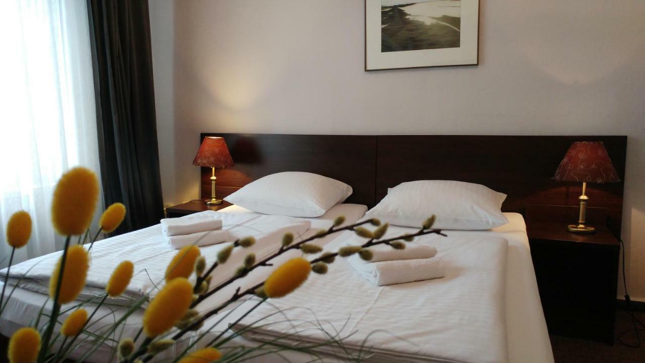Hotel Pension Xantener Eck Βερολίνο Εξωτερικό φωτογραφία